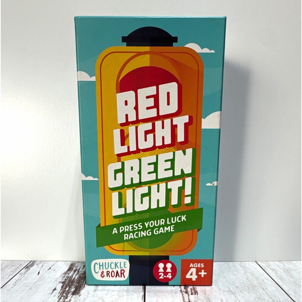 Chuckle & Roar Red Light Green Light! Racing Card Game 2-4P Ages 4+ 61002